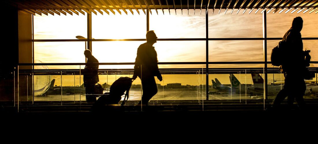 5 najlepszych walizek do samolotu – co musisz wiedzieć￼