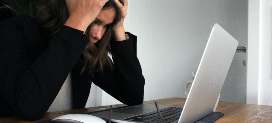 Stres i nerwy – jak poradzić sobie z nimi domowym sposobem?